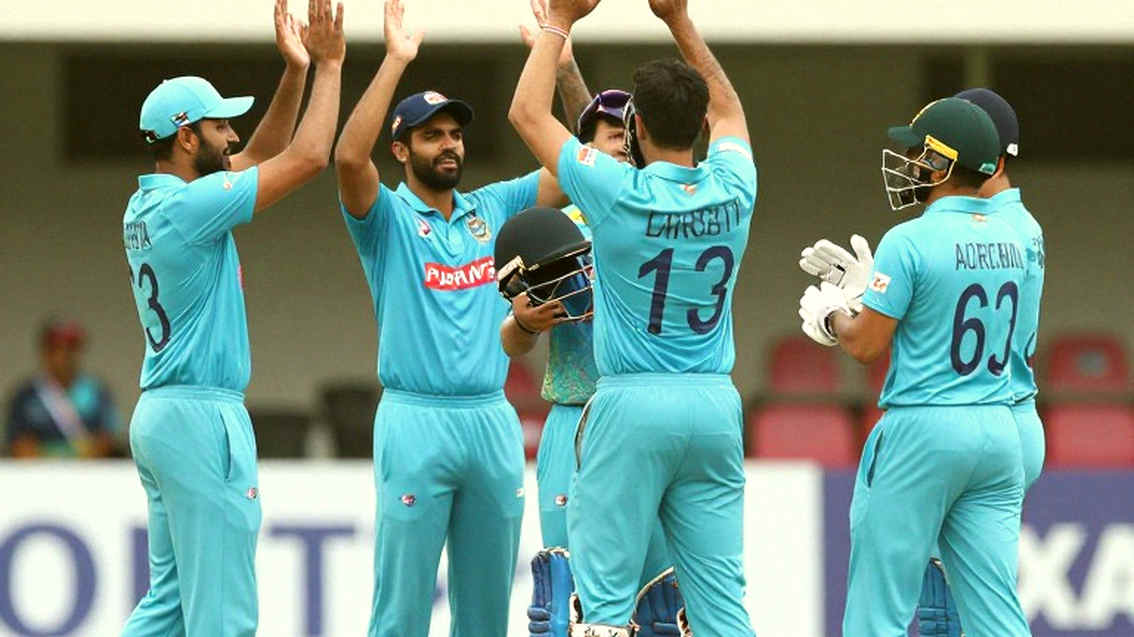 পাকিস্তানের দ্বৈত নেতৃত্ব মডেল: ফরহান-শাহিন ভাগাভাগির হিসাব ও ঝুঁকির খতিয়ান