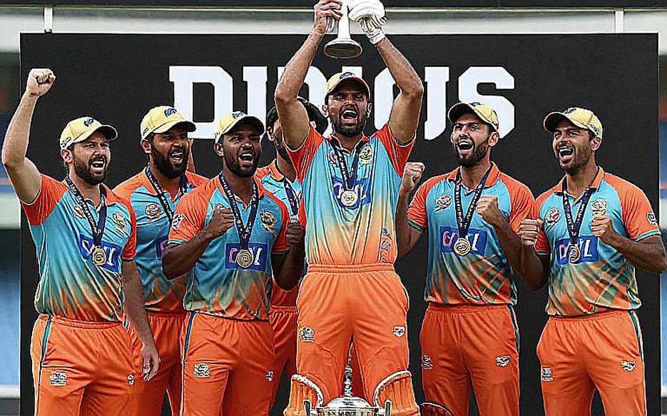 আট মাত্রার ফাঁকা খাতা: ক্রিকেট বিশ্লেষণের অখণ্ডতা সংকট ও ব্লকচেইন লেজার